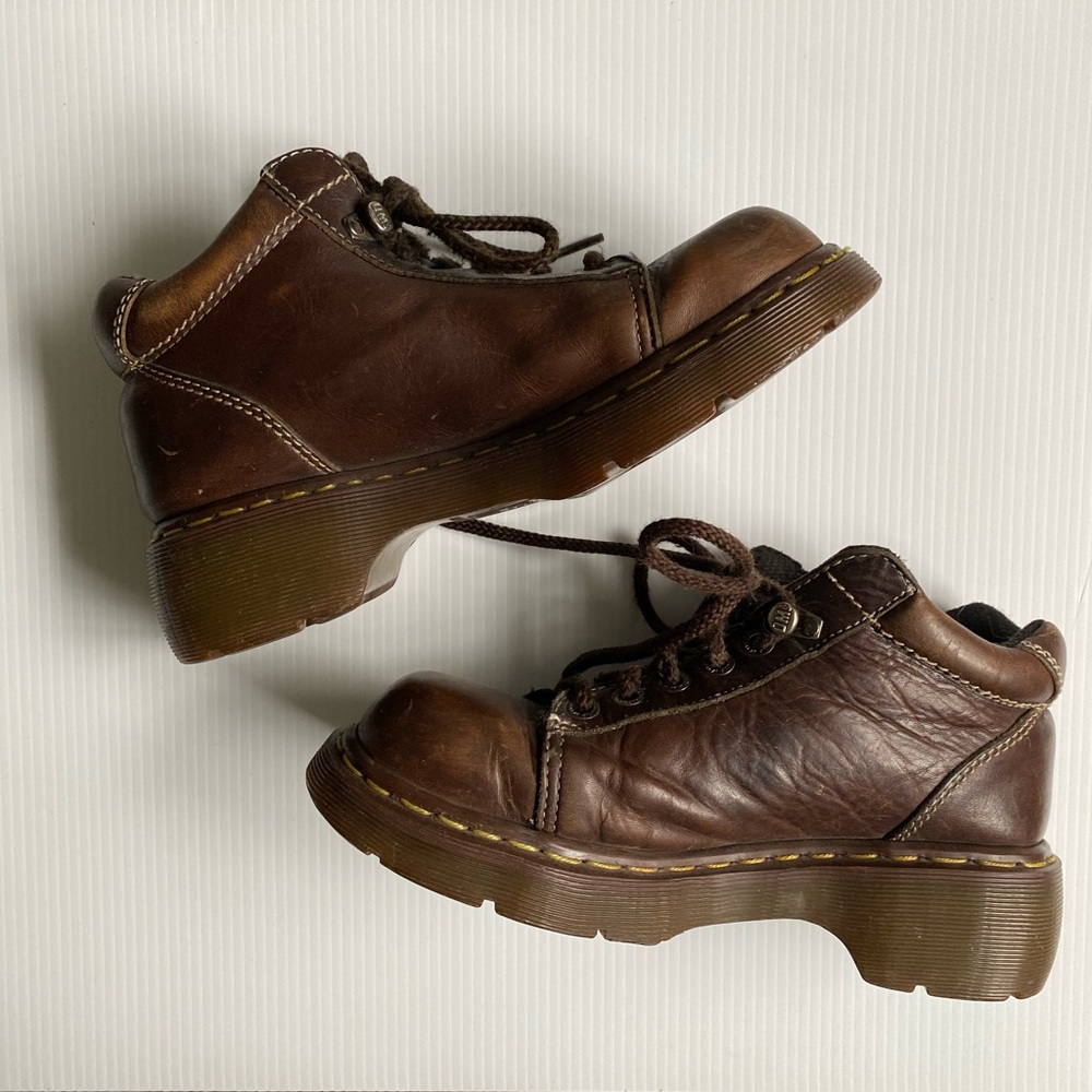Brown Dr. Martens 8542 Shoes